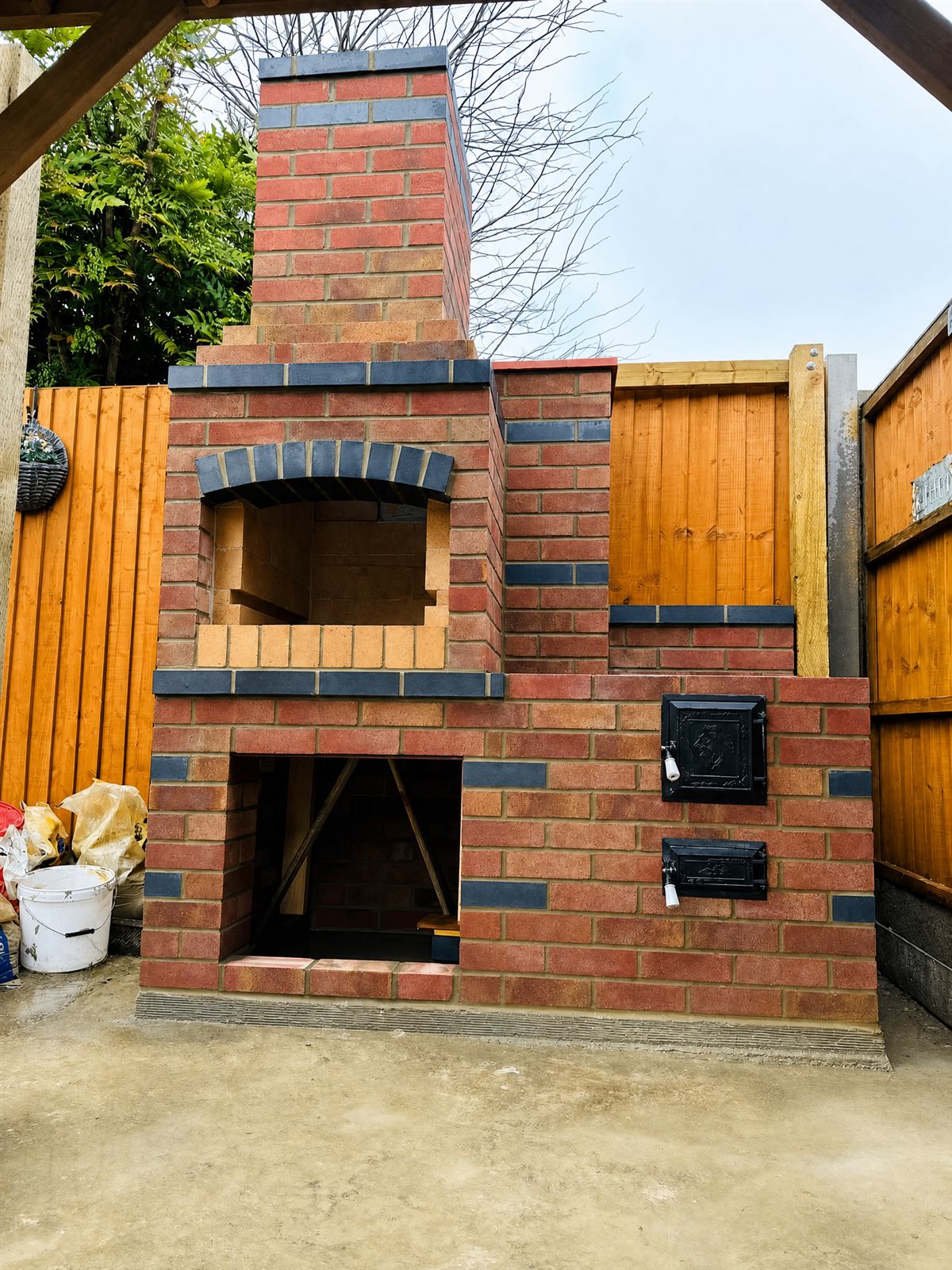 Wood-Fired Pizza Ovens